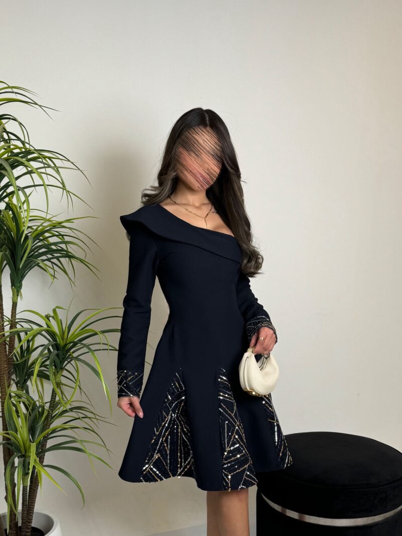 Dark blue - Image 2